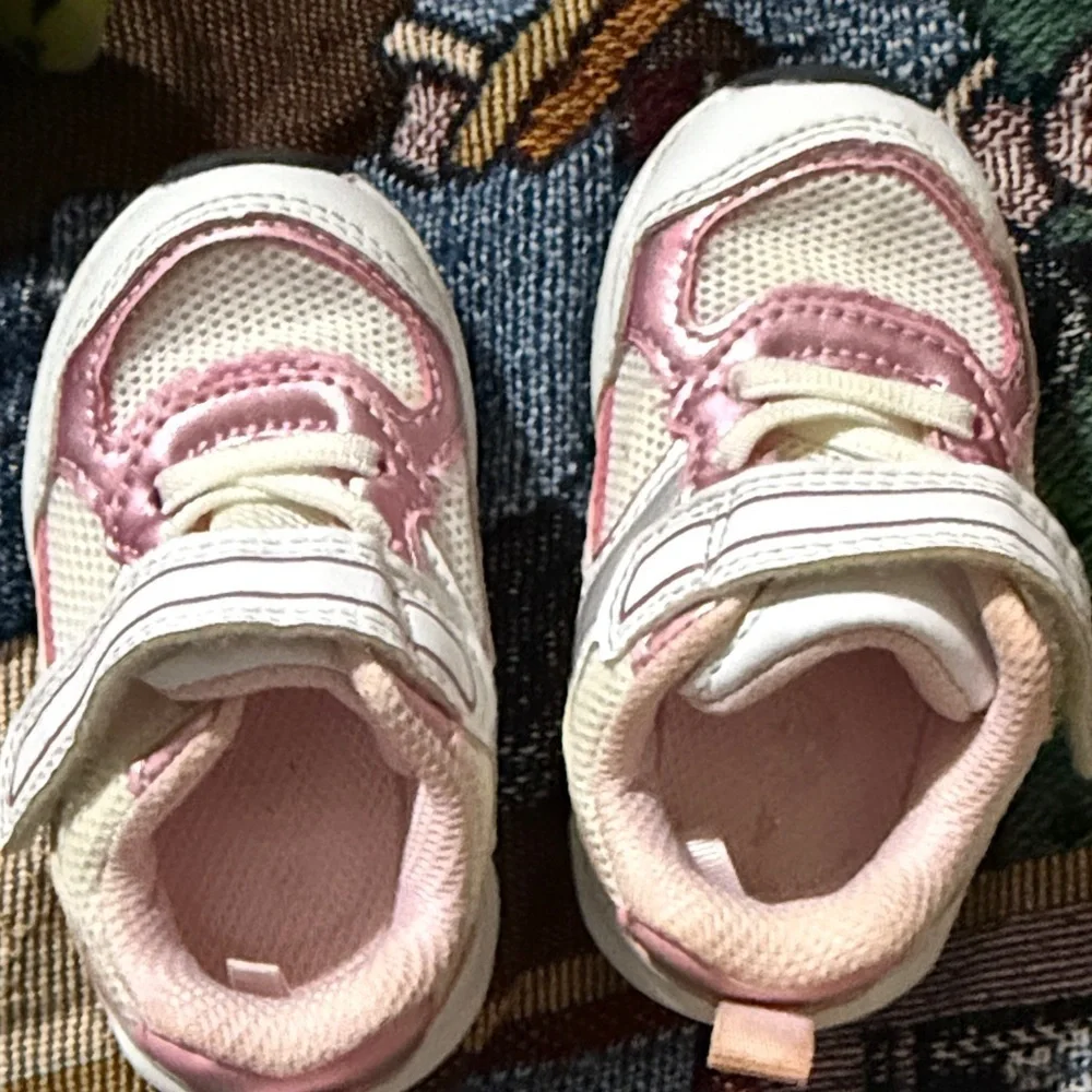 Wonder Nation Pink and White Kids' Sneakers - Picture 5 of 5